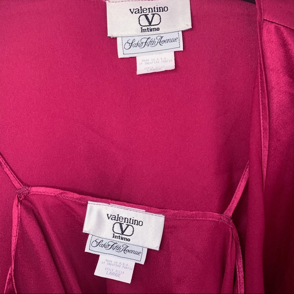 VALENTINO Intimo Red Nightgown & Robe - Picture 13 of 15